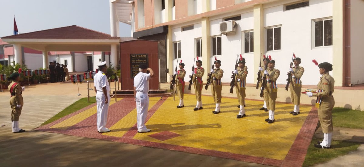 NCC_RDWU's tweet photo. Making @1OdishaGirlsBn @RDWUniversity proud, our cdts gave the Guard of Honour for ADG NCC,
RAdm Puneet Chadha, VSM at NCC Odisha Dte. Appreciate their dedication as exams are ongoing & missed papers need to be retaken. 'Can do' mindset on exhibit.
#NationalCadetCorps #NCCgirls https://t.co/hM39RorHVZ