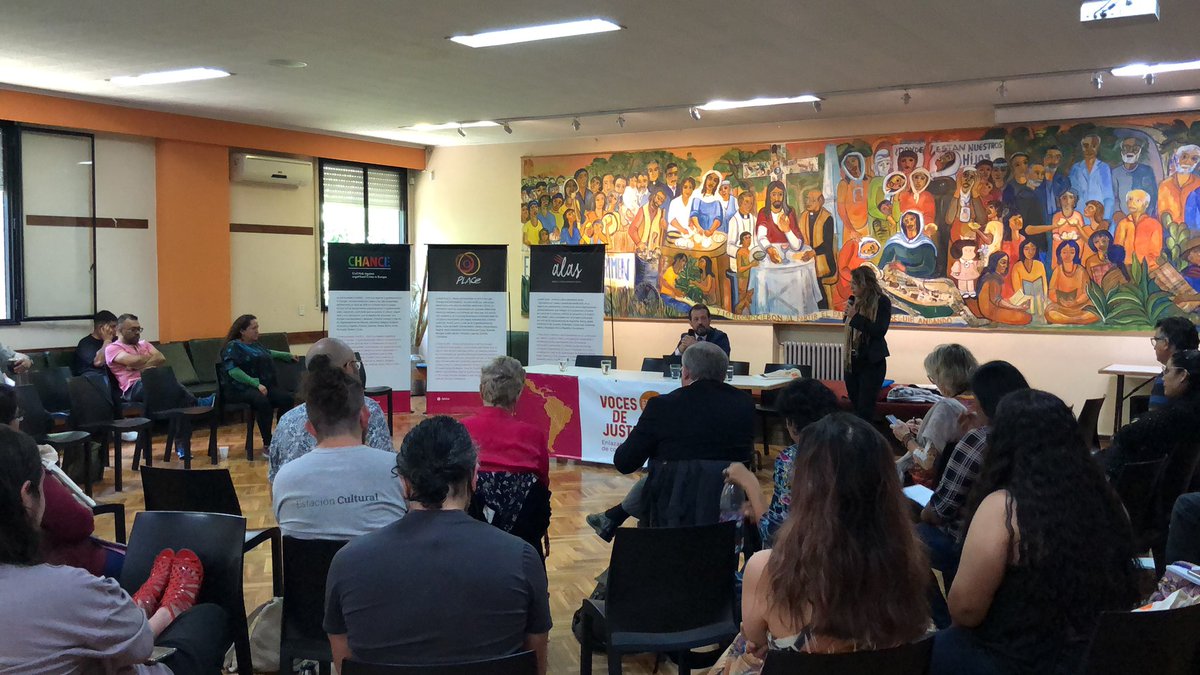LucasManjon's tweet photo. Comenzó en la IV Asamblea de la Red Alas, el panel del magistrado italiano Nicola Russo de la @ProgramaCOPOLAD sobre la necesidad de generar una agencia de reutilización social de bienes cautelados y decomisados. @libera_annclm #redalas #bienrestituido https://t.co/RbHkhFMEQy