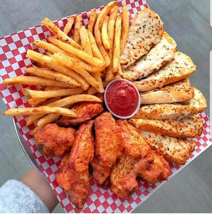 foodeymmm's tweet photo. Eat alone or share? 🔥😋 https://t.co/NjIy0fyqwj