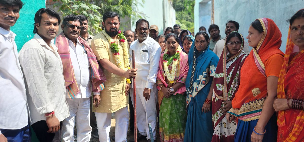 TigerRajaSingh's tweet photo. Inaugurated CC Road construction work at various locations in #Goshamahal Constituency. https://t.co/VOUzqdIOmK