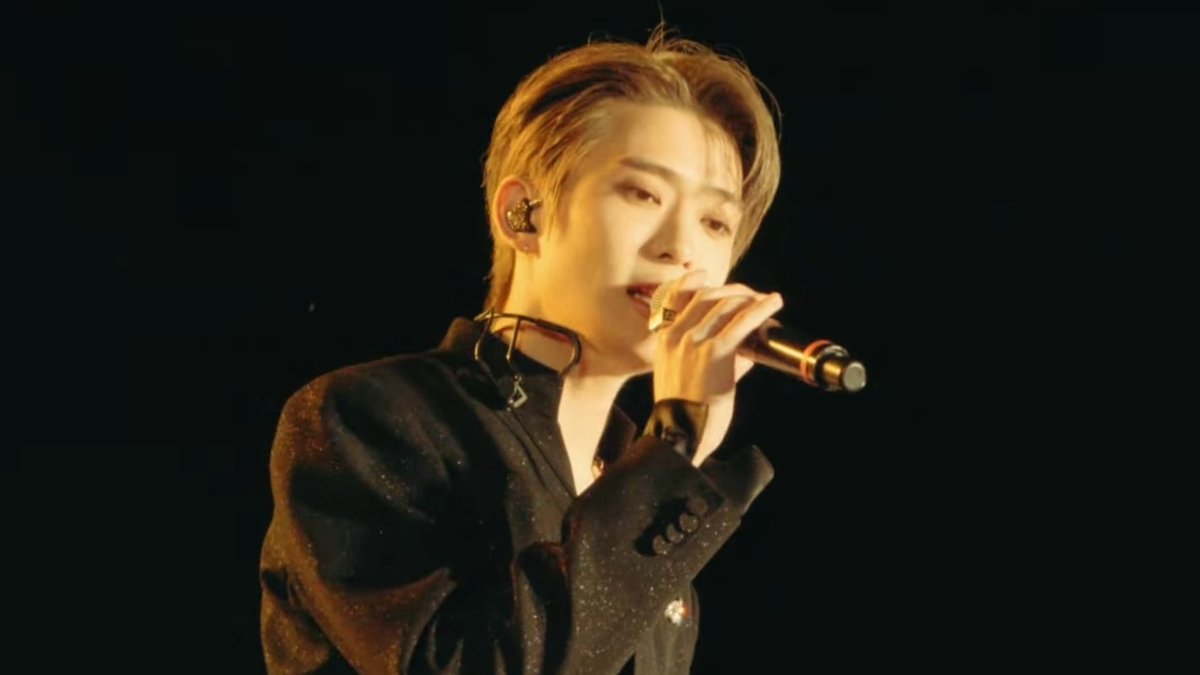 JJHLOOKS's tweet photo. 아마 이제 알겠지
얼마나 네 빛이 예쁜지 https://t.co/cZcNAq7FmL