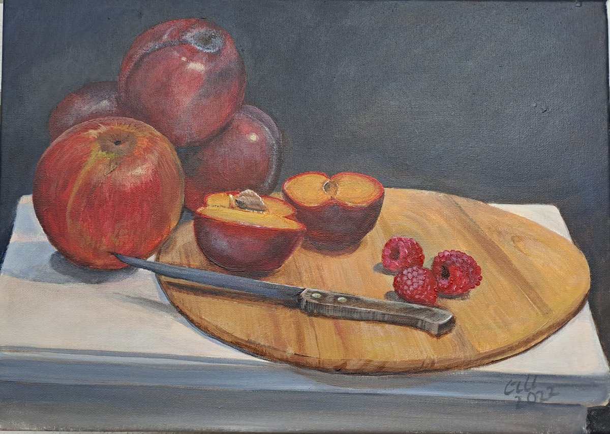 Gillyfrognich's tweet photo. Nearly there, I tried to get across the taste of the fruit in this one. Very tricky. I'll be singing apple pies next.
#artcourse #whatcanipaintnext #fruit #stilllife #stilllife_gallery #gillnicholasdelusions #apple #plum #rasberries #acryliconcanvas #acrylicpainting #art #artist https://t.co/Axgrmg8pXI