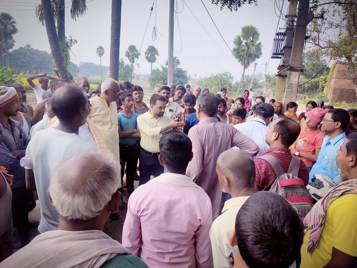 imNavKP's tweet photo. I. Inspection of Gorma PSB (Silao) for handing over it to Gram Panchayat, being constructed under "Bihar Panchayat Strengthening Project" through World Bank Funding.

II. Inspection of various works undertaken using the 15th FC fund in Sonsa Gram Panchayat (Rahui).
@dmnalanda https://t.co/nDq7K2ePGQ