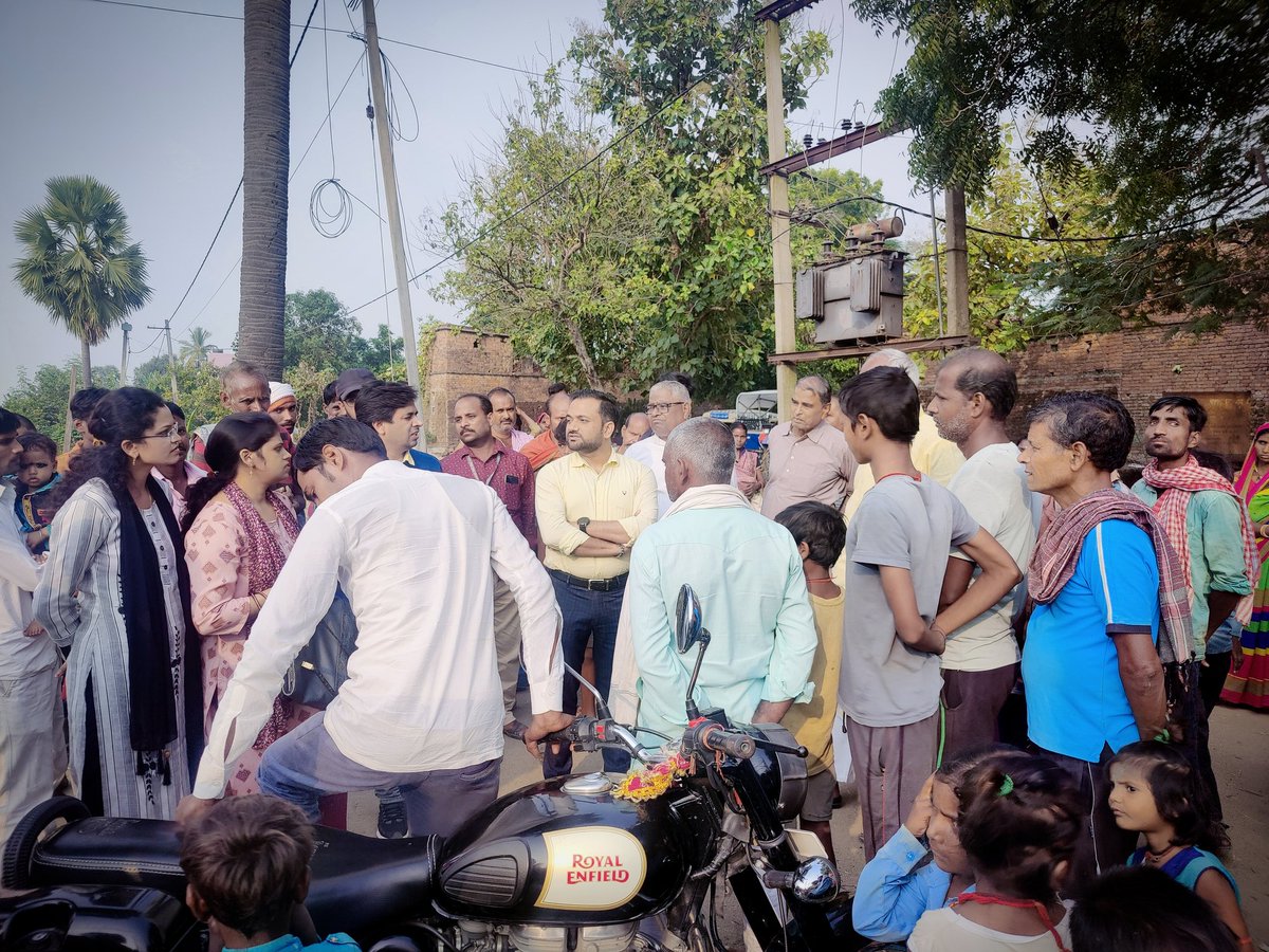 imNavKP's tweet photo. I. Inspection of Gorma PSB (Silao) for handing over it to Gram Panchayat, being constructed under "Bihar Panchayat Strengthening Project" through World Bank Funding.

II. Inspection of various works undertaken using the 15th FC fund in Sonsa Gram Panchayat (Rahui).
@dmnalanda https://t.co/nDq7K2ePGQ