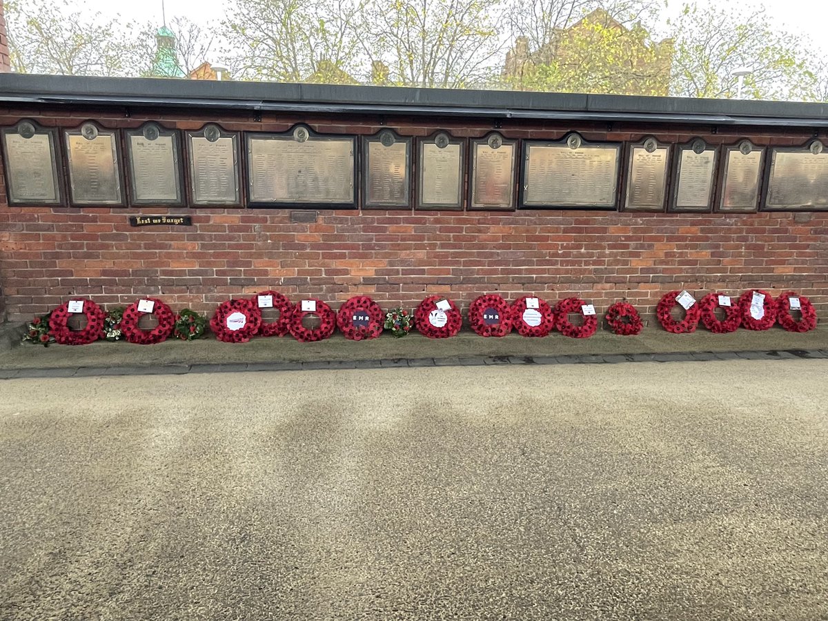 EMCommunityRail's tweet photo. A superb turnout at #Derby for the Armistice Day service with @DVLrail @NorthStaffsCRP and our station adopters @NetworkRailEM @RailwyMission @waistcoatchapl1 @FoxfieldRailway @wyvernrail @Steeple_Grange @EastMidRailway @salvationarmyuk and many others. Thank you!  #LestWeForget https://t.co/8sGoCX4bit