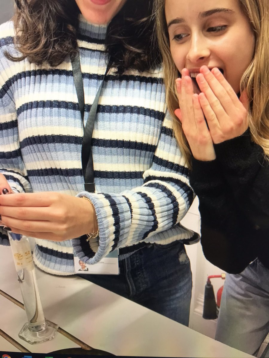 QCL_STEM's tweet image. It’s 🧪⚛️Chemistry week🧪⚛️, and in line with COP27, we’ve been celebrating chemistry and sustainability! We’ve had lots of fun this week- Thank you to everyone who took part and to Miss Teh and Mrs Murugan for organising it! 👏👏👏