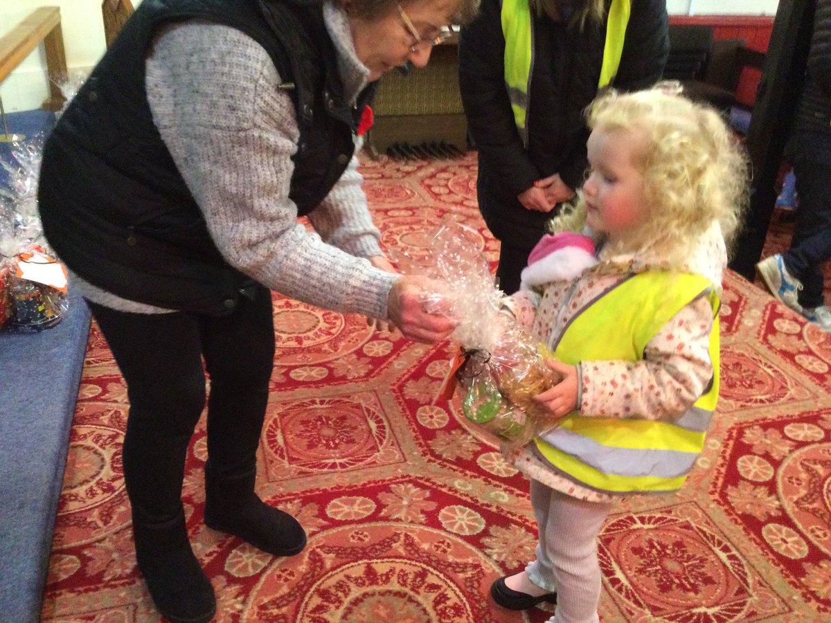 CharlestonNurs1's tweet photo. To celebrate Remembrance Day, we had a visit to the local church and we donated some food parcels. #ELC #community #remembranceday https://t.co/ngkmvZB6sV