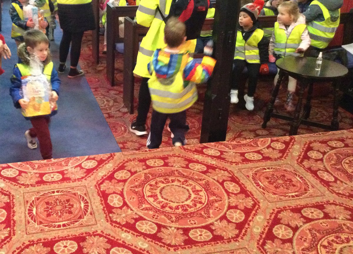 CharlestonNurs1's tweet photo. To celebrate Remembrance Day, we had a visit to the local church and we donated some food parcels. #ELC #community #remembranceday https://t.co/ngkmvZB6sV