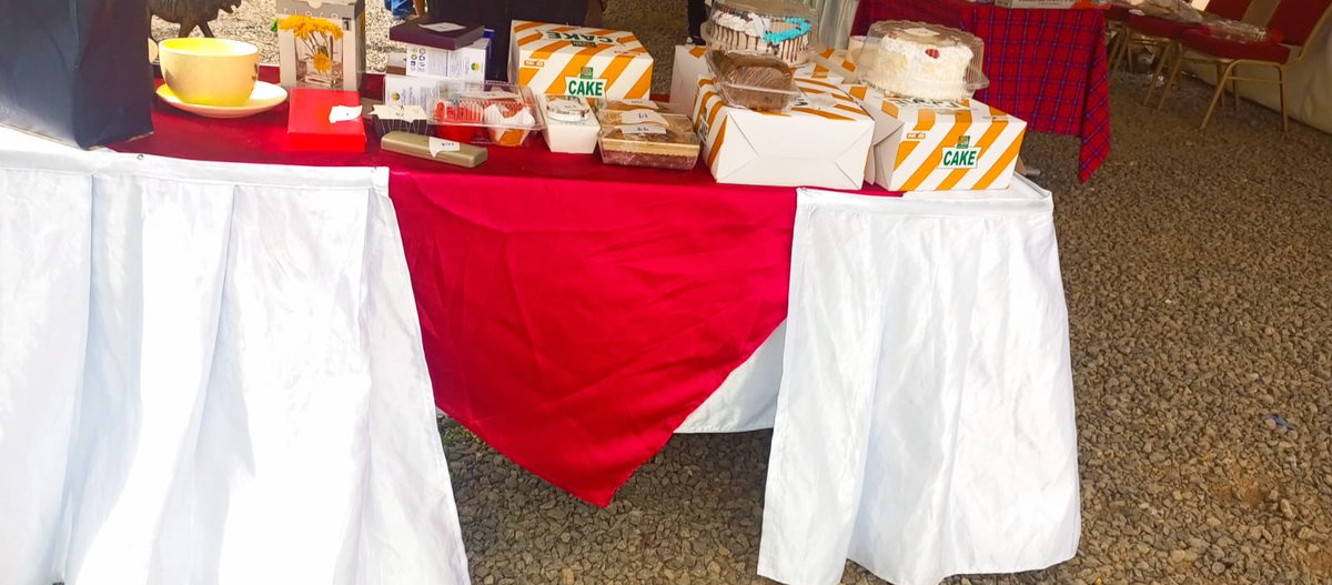 FarajaTrust's tweet photo. What a fun day at @KiotaSchool- Karen campus Christmas Cantata. Today was the last of 3 bake sales where proceeds support our Crafts for cure program at Kenyatta National Hospital.
#cantata #craftsforcure https://t.co/gJ6Dgl5euy