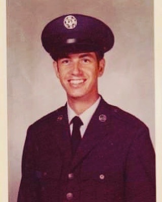 Love this photo of my dad, Jon Pawelkop. Grateful for his service and for that of all three of my grandfathers. To all who have served, thank you. #VeteransDay instagr.am/p/Ck0mbN1OIAt/