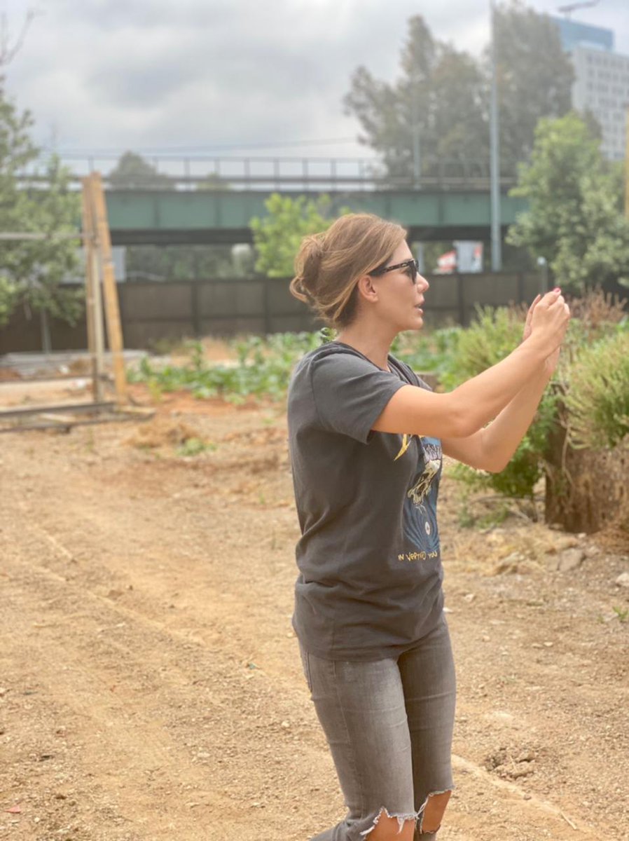 الهجوم الإلكتروني ضد #بولا_يعقوبيان من قبل:
 #القوات_اللبنانية و #التيار_الوطني_الحر مروراً بأزلام المصارف دليل واضح إنو بولا ماشية على المسار الصحيح. 
خليكي متل ما إنت يا بولا... 
<a href="/PaulaYacoubian/">بولا يعقوبيان</a>