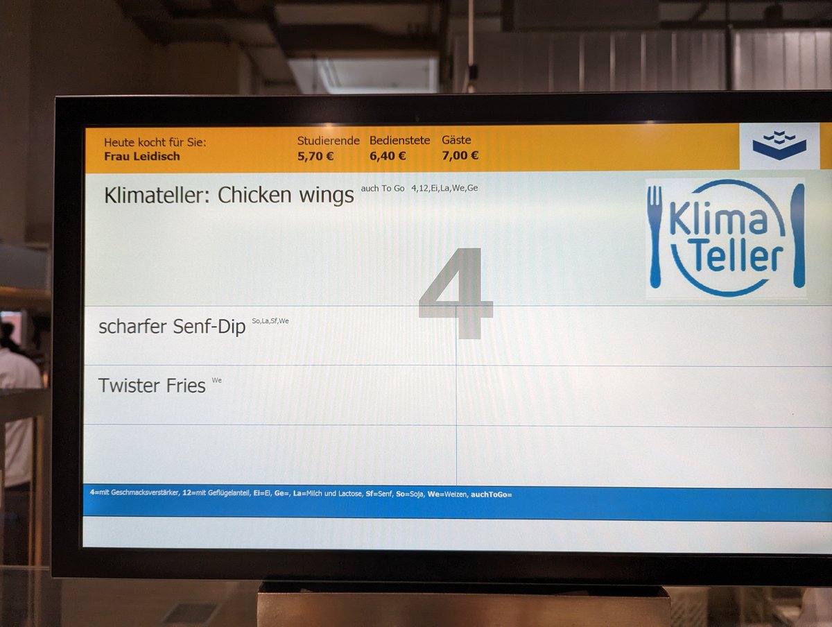 Angesichts des heutigen Klimatellers in der Saarbrücker Mensa meinten meine Kinder, sie wollen jetzt auch bei diesem Klimarettungsding mitmachen #Klimaschutz