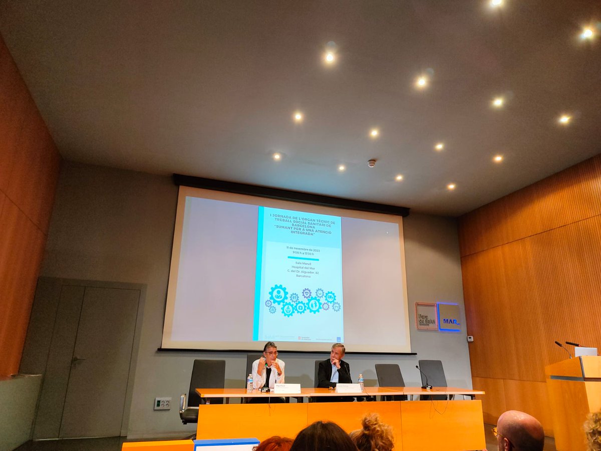 📢 Avui ha tingut lloc la I Jornada de l'Òrgan Tècnic de Treball Social Sanitari de Barcelona "Sumant per a una atenció integrada", on s'han compartit experiències col·laboratives del treball social sanitari dels diferents nivells assistencials.