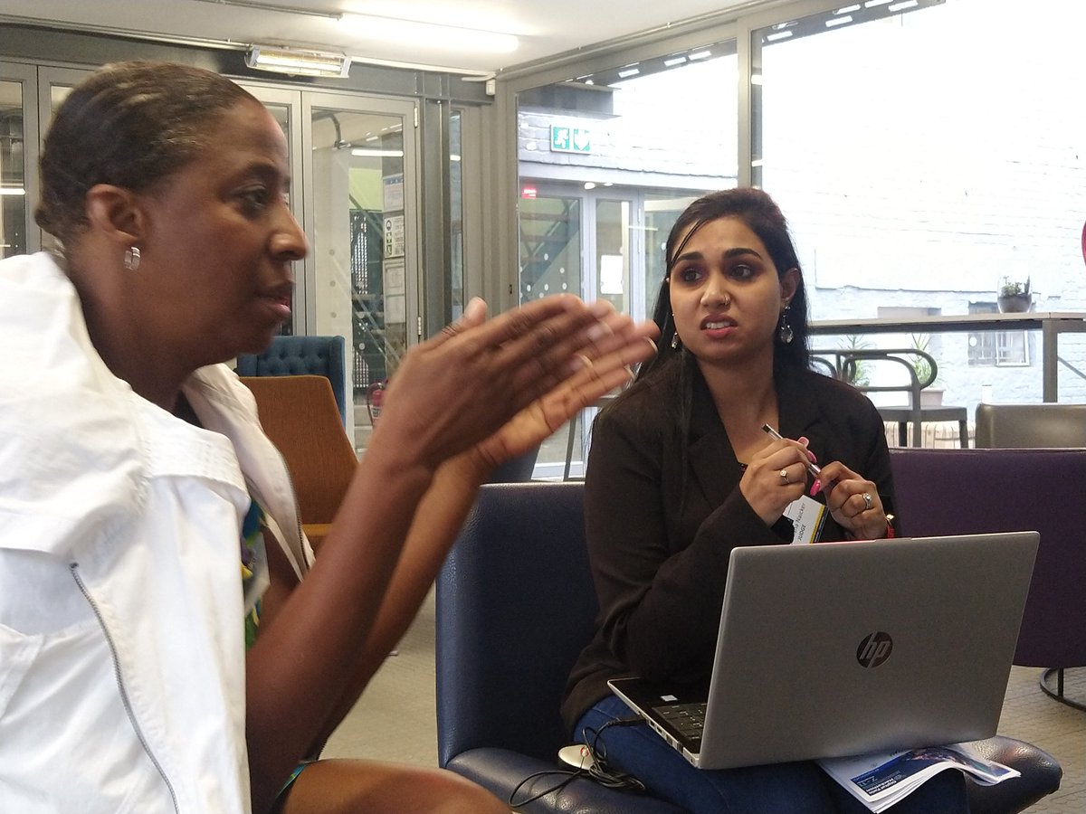 TiyaniTee's tweet image. Judges watching the scores through Sonke and deliberating on the winning teams for the Digital Twin Hackathon.

#hackMYCITY #cocreateMYCITY
