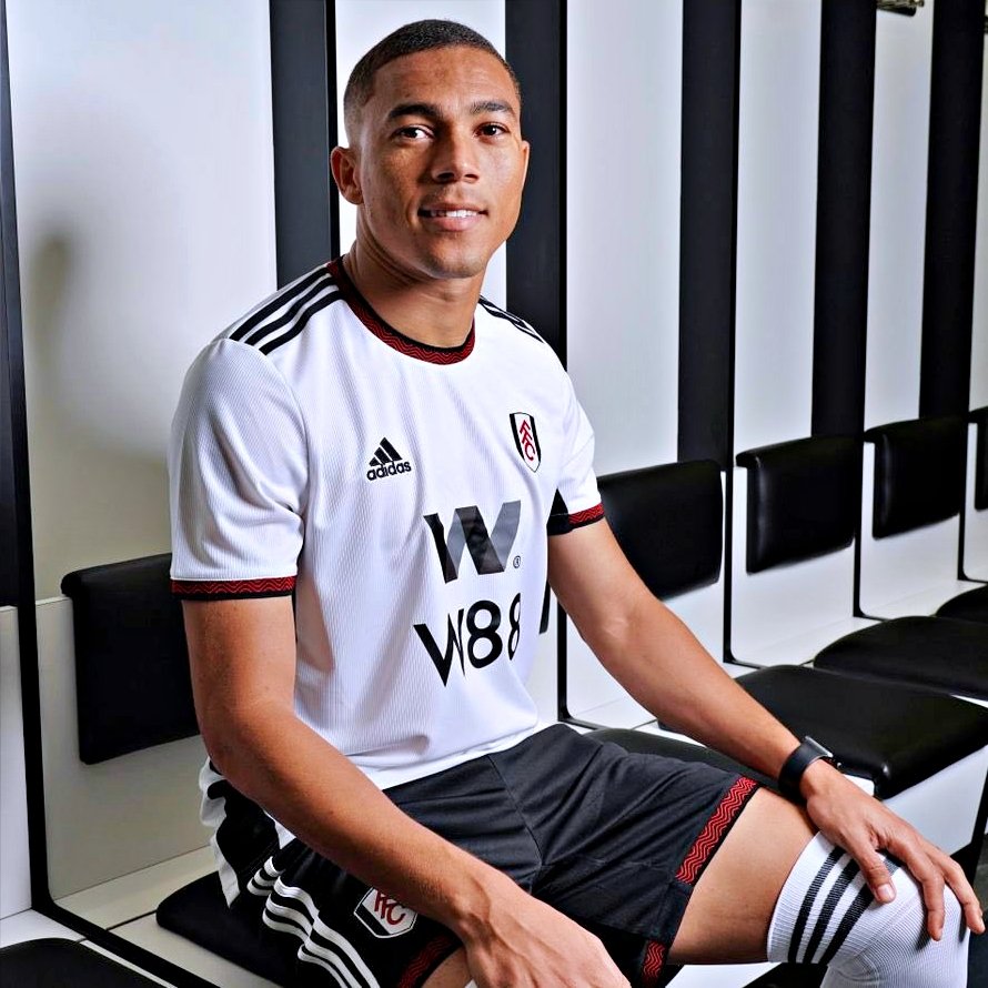QGdoInter's tweet photo. 🚨 Internacional tenta a contratação do atacante Carlos Vinicius (27), atualmente no Fulham.

A ideia seria um empréstimo com passe fixado.

O jogador chegou ao futebol inglês em setembro e tem tido poucos minutos.

[@LucasCollar] https://t.co/l7CfU99upb