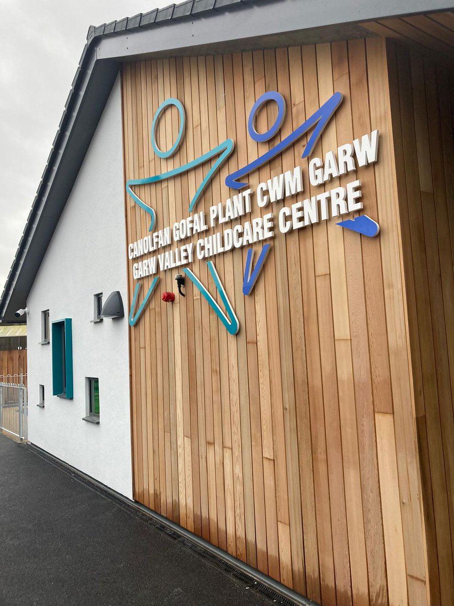 BridgendCBC's tweet photo. Are you a skilled and experienced childcare provider?
The Early Years and Childcare Team are holding two open days at a new childcare facility in Bettws (Booking essential)
📅 22 and 23 November 2022
✉️ To book a place: childcareteam@bridgend.gov.uk
🔗 https://t.co/y2POFaJU5G https://t.co/93FkTv0Ggw