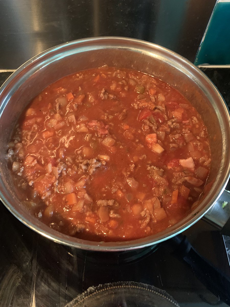SuseSWLeedstown's tweet photo. Thank you @Tesco so easy to make my favourite dish using your classic vegetable base mix, perfect for @SlimmingWorld #FoodOptimising https://t.co/LLQnxSy8JX