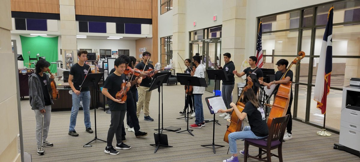 MrFWeiss's tweet photo. Happy Veterans Day to all who have served our nation. We are proud and honored to have a day to serve you today. Our freedoms are ensured by you. Thank you from all of us  @IHSFrisco 
And thanks to @IHS_StuCoFrisco for hosting and @IHSknightORCH for playing some amazing music! https://t.co/WxAkSdpjZy