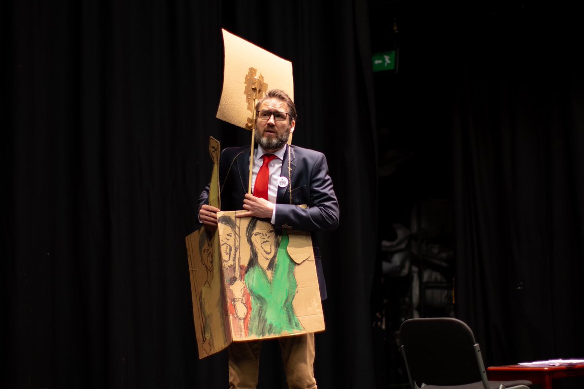 WillMidz's tweet photo. A few images of the brand new play Circus by Kayser Foyz, currently playing at the Pinter Studio, London ❤️🎭

@ASeasonBanglaD @MarbleSinew 

#OffWestEnd #Fringe #Theatre #Comedy #Plays #Actor #ActorsLife https://t.co/ZuTe0ZMBYK