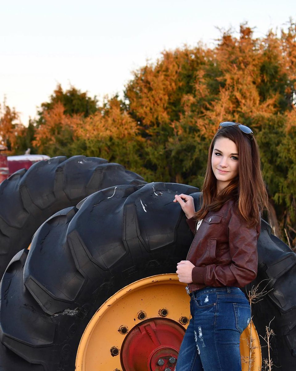 Johnnycrypt1's tweet image. I
There's no key to happiness the door is always open😍😍🤗