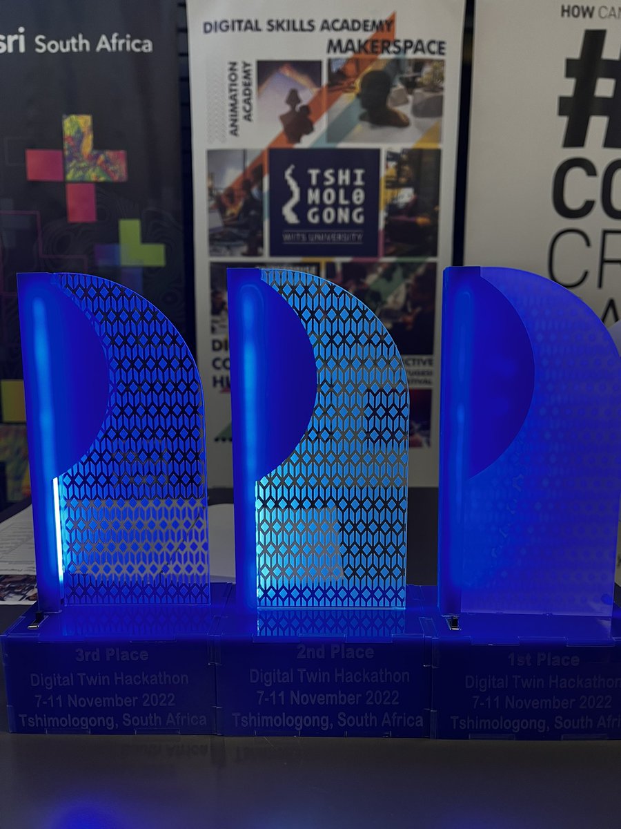 4otune's tweet image. Trophies 🏆 for the Top 3️⃣ teams done in-house by @tmg_makerspace 

#hackMYCITY