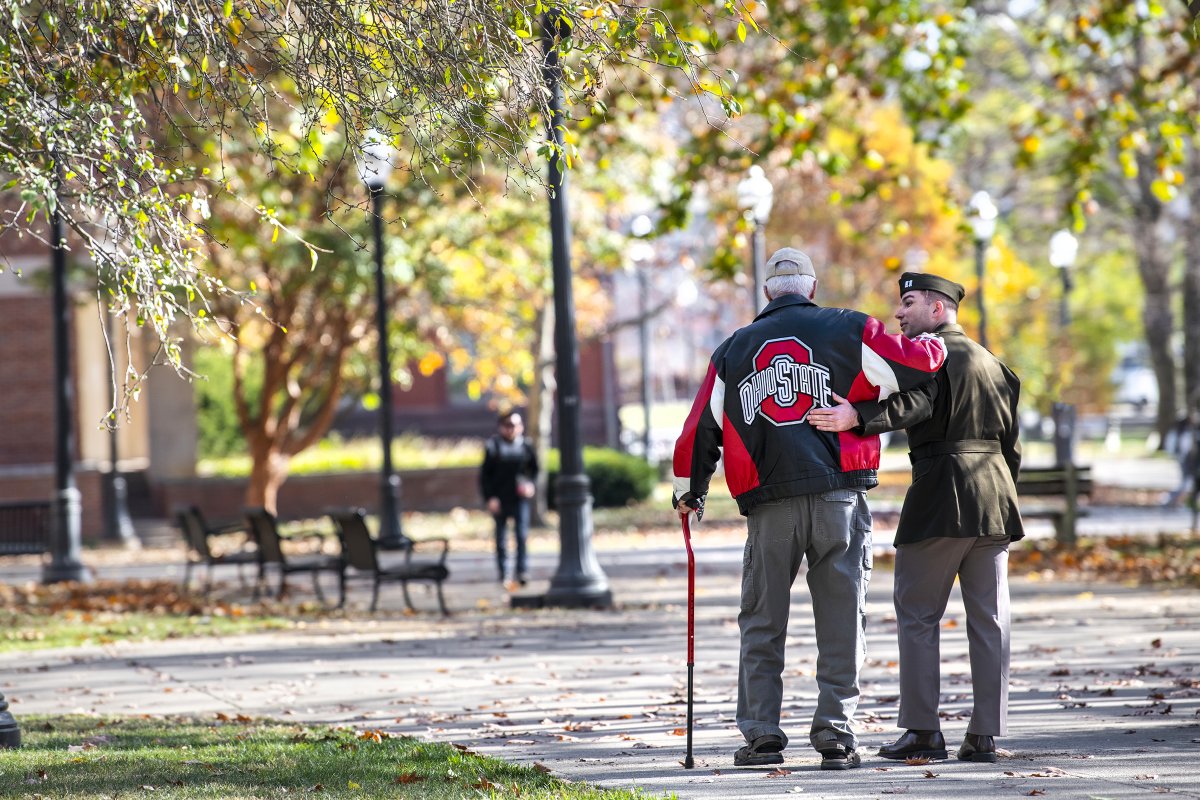 OhioState's tweet image. Today on Veterans Day, we honor those who have served our county. Thank you for your strength, courage and sacrifice.