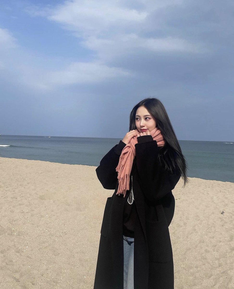 jianyangie's tweet photo. [IG] 221111 Jian posted on her IG

"Winter Vibes❄️☃️🌊"

1/2 https://t.co/OEXDNFJDyL