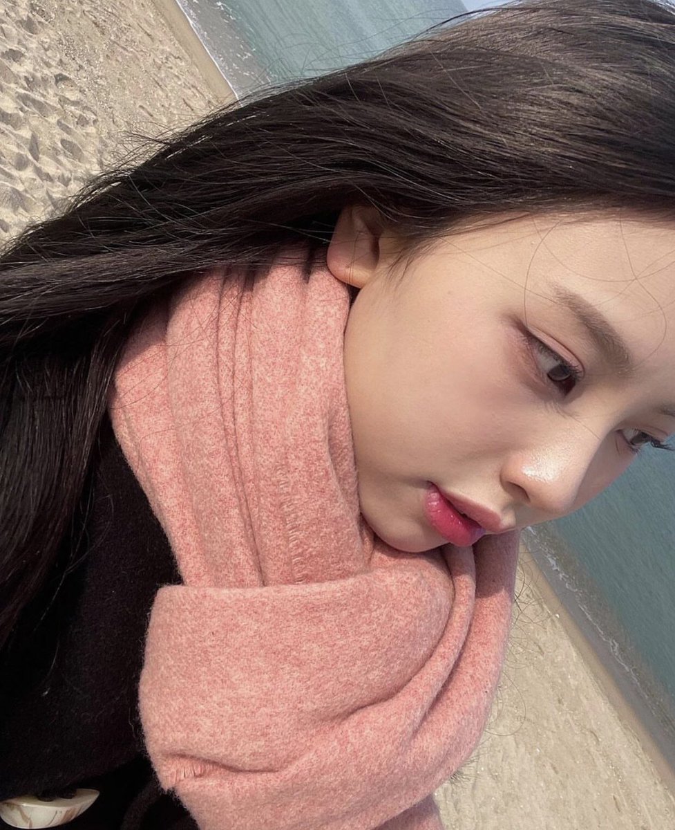 jianyangie's tweet photo. [IG] 221111 Jian posted on her IG

"Winter Vibes❄️☃️🌊"

1/2 https://t.co/OEXDNFJDyL
