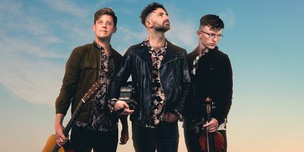 Join us this Sunday for the 2017 Folk Band of the year winners, <a href="/TaliskMusic/">Talisk</a>

The trio fuse concertina, guitar and fiddle to produce a truly innovative, multi-layered signature that has captivated audiences around the globe. 

Book now for Sun 20 Nov 👉 bit.ly/TaliskApex22
