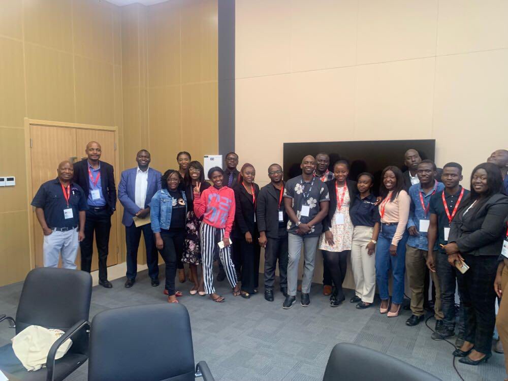 kunda_mkulu's tweet photo. Was thrilled to be part of today’s team at @giz_gmbh’s @EnACT_LegalTech conference. In a bid to identify & enhance cross-cutting & specially tailored access to legal aid, our group’s focus area was the ‘Citizen’s Perspective on the Access to Legal Information.’ https://t.co/KrCRy0tJir