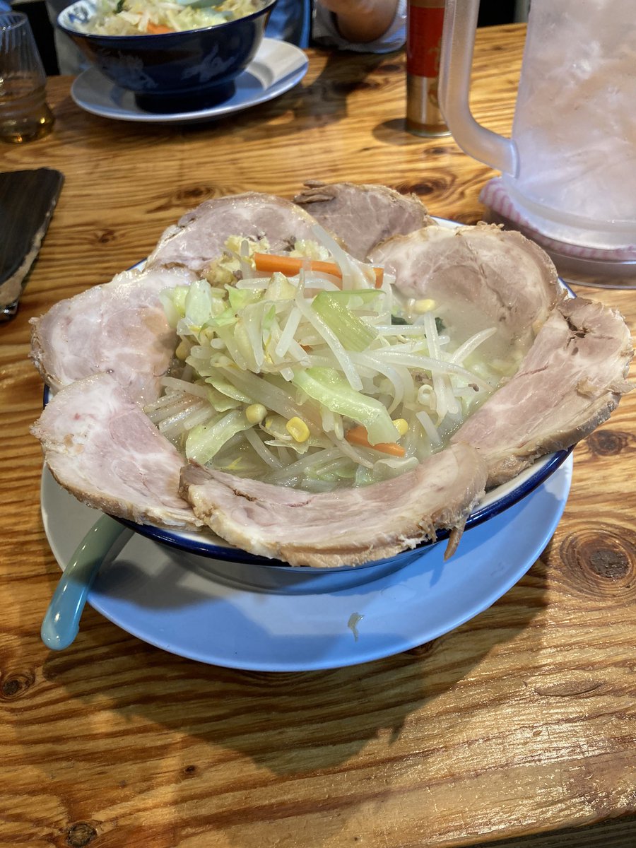 genki_cyclist's tweet photo. 姫路タンメン美味しかった〜❣️🍜
肉盛りしてます🍖 https://t.co/h10DUIhd6U