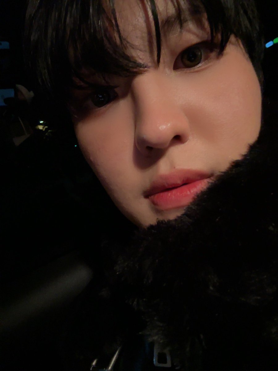TheKingDom_GF's tweet photo. [LOUIS👑]

볼콬😉

#KINGDOM #킹덤 #LOUIS #루이 https://t.co/zcwJ3MiESJ
