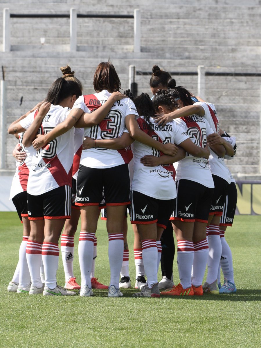 RiverPlateFem's tweet photo. 𝐈𝐧𝐟𝐨𝐫𝐦𝐚𝐜𝐢ó𝐧 𝐢𝐦𝐩𝐨𝐫𝐭𝐚𝐧𝐭𝐞 ⚠️

🎟️ La final de la Copa Federal es con entrada libre y gratuita. 

📅 Sábado 15:30 hs
📍 Estadio Ciudad de Vicente López (Zufriategui 2021)

¡Vamos River! ⚪️❤️⚪️ https://t.co/Eoez8UAJyw