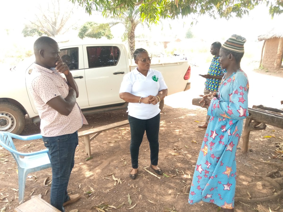 RGPH-5, Madame le Maire TITTORA NARE Tanma, fait le tour des différents villages de son ressort territorial pour se rassurer que tous les citoyens sont recensés. <<Ici à Koutière l'opération se déroule bien. Aucun incident n'est relevé>>.à laissé entendre le Chef de village. 🙏🙏
