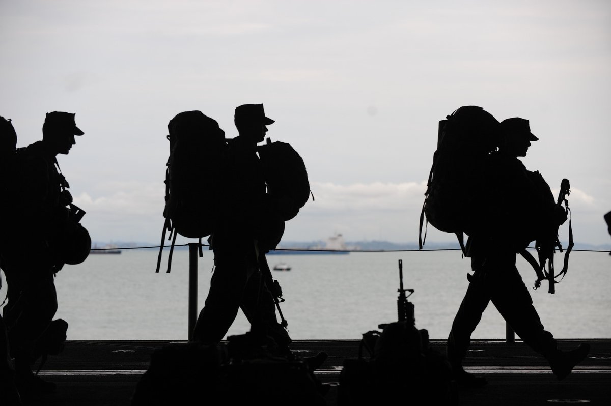 FLRNET's tweet photo. Thank you to our veterans who've helped to make this world a better place with your courage, sacrifice, and dedication to our country. https://t.co/jWtWYjOY7N