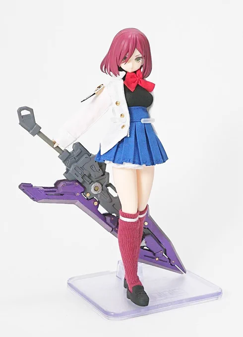 大変ありがたい事に「東京Horizon()」様の【エレンスゲ女学園制服セットMサイズ】と「風谷軒()」様の【ブルンツヴィーク】【クリューサーオール】と合わせて写真を撮らせていただきました～他写真はリプ欄にて!! #AKG22#アサルトリリィ 