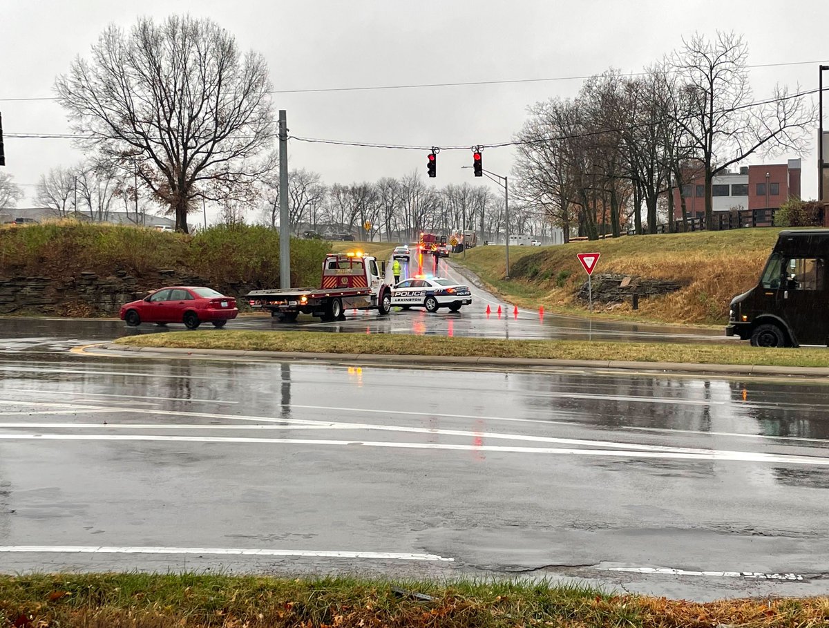 LEX 18 News on Twitter "TRAFFIC ALERT An accident on New Circle near