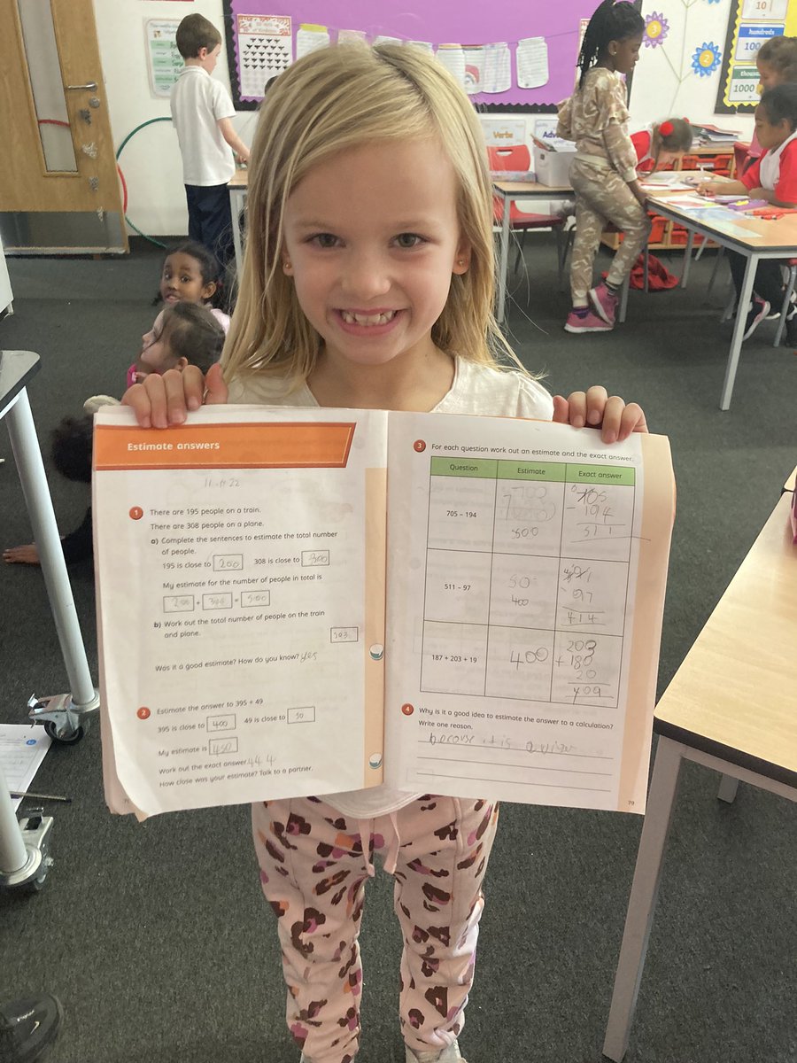 Mrs Cushy Cushion 👫👭👬year 3G tweet media