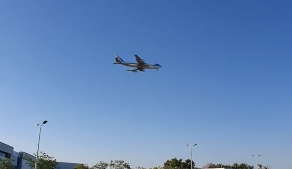 TheDaveRouse's tweet image. Biden has arrived at #COP27. As a former pilot, I’m not sure whether I’m more excited by seeing Biden or seeing AirForce One fly over me. It would be nice to see the leaders travel with lower emissions than this though. #shutupandact