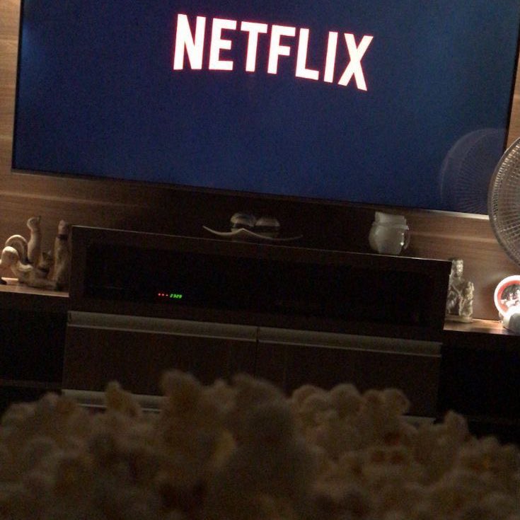 ⠀
⠀⠀        
proud of myself going 
through this week. a little 
reward wouldn’t hurt. 
⠀⠀
⠀⠀