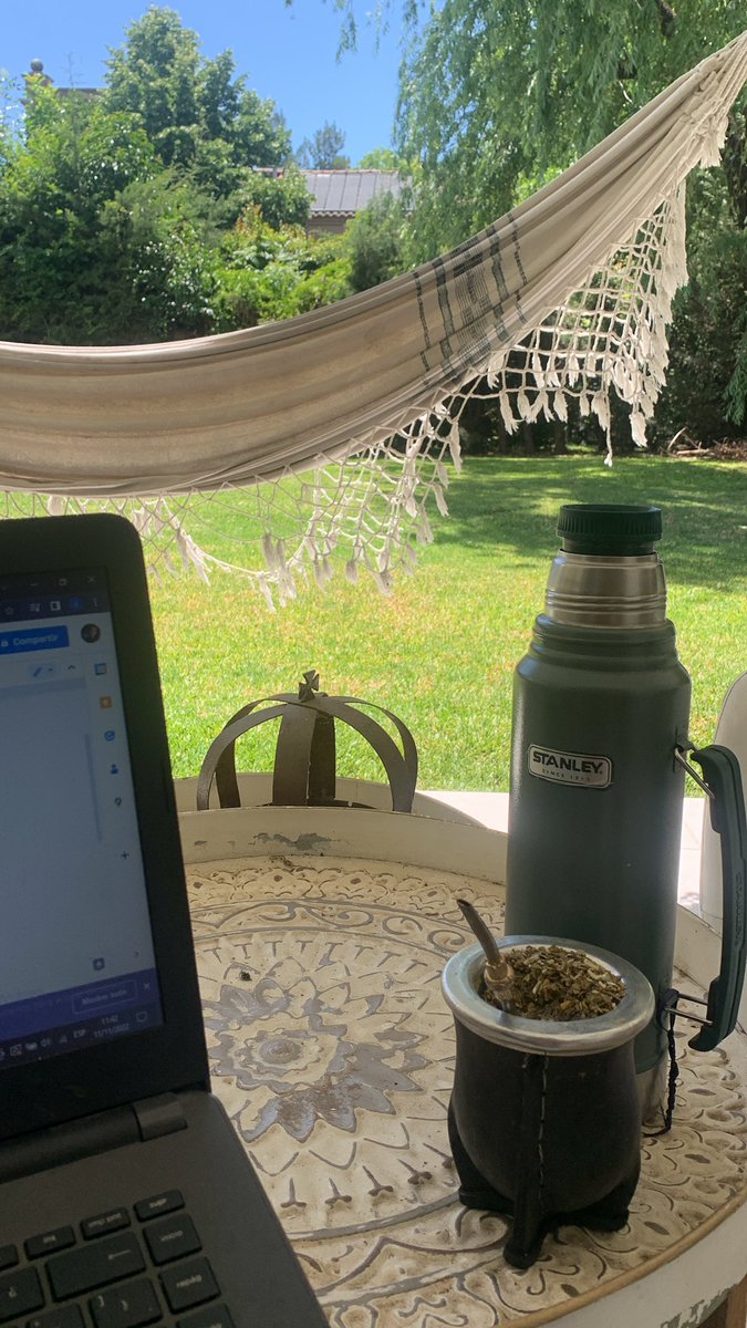 PanalDeInfo's tweet photo. Buen dia! Aca disfrutando del día mientras se estudia! #pancoemundial https://t.co/fy9S3vCCtF