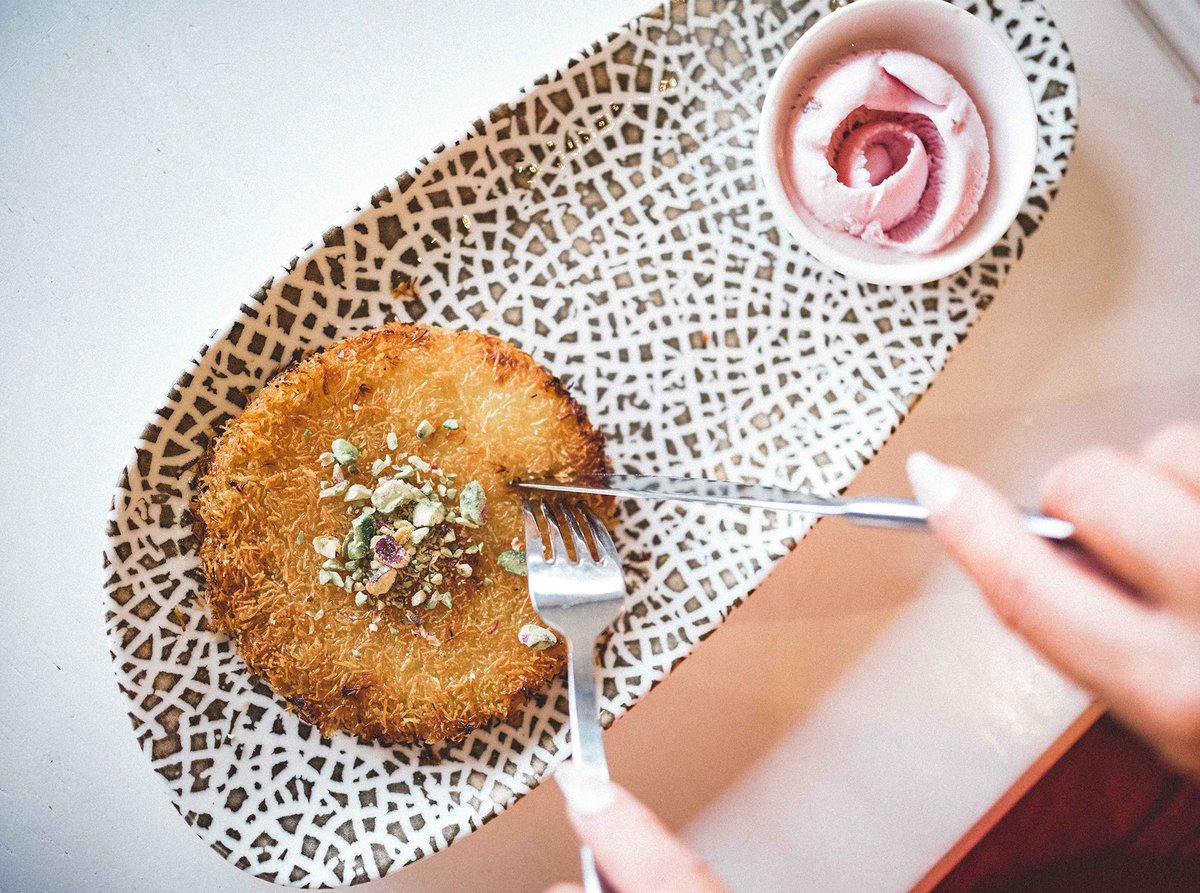 Paradise on your plate.
.
#laragrill #restaurant #künefe #turkishcuisine #turkishdessert