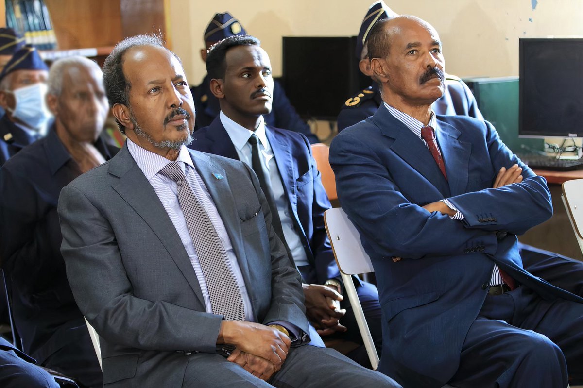 TheVillaSomalia's tweet photo. H.E @HassanSMohamud, accompanied by H.E President Isaias Afwerki, paid a visit to SNA Air Force cadets who are undergoing training in Eritrea. The President commended the officers' tenacity during training and thanked Eritrea for its support in training the #SNA. https://t.co/HA1RdrPmcI