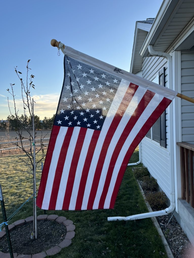 DOSLCCC's tweet photo. Thank you to all who serve our country. https://t.co/AXIpyD7ZwN