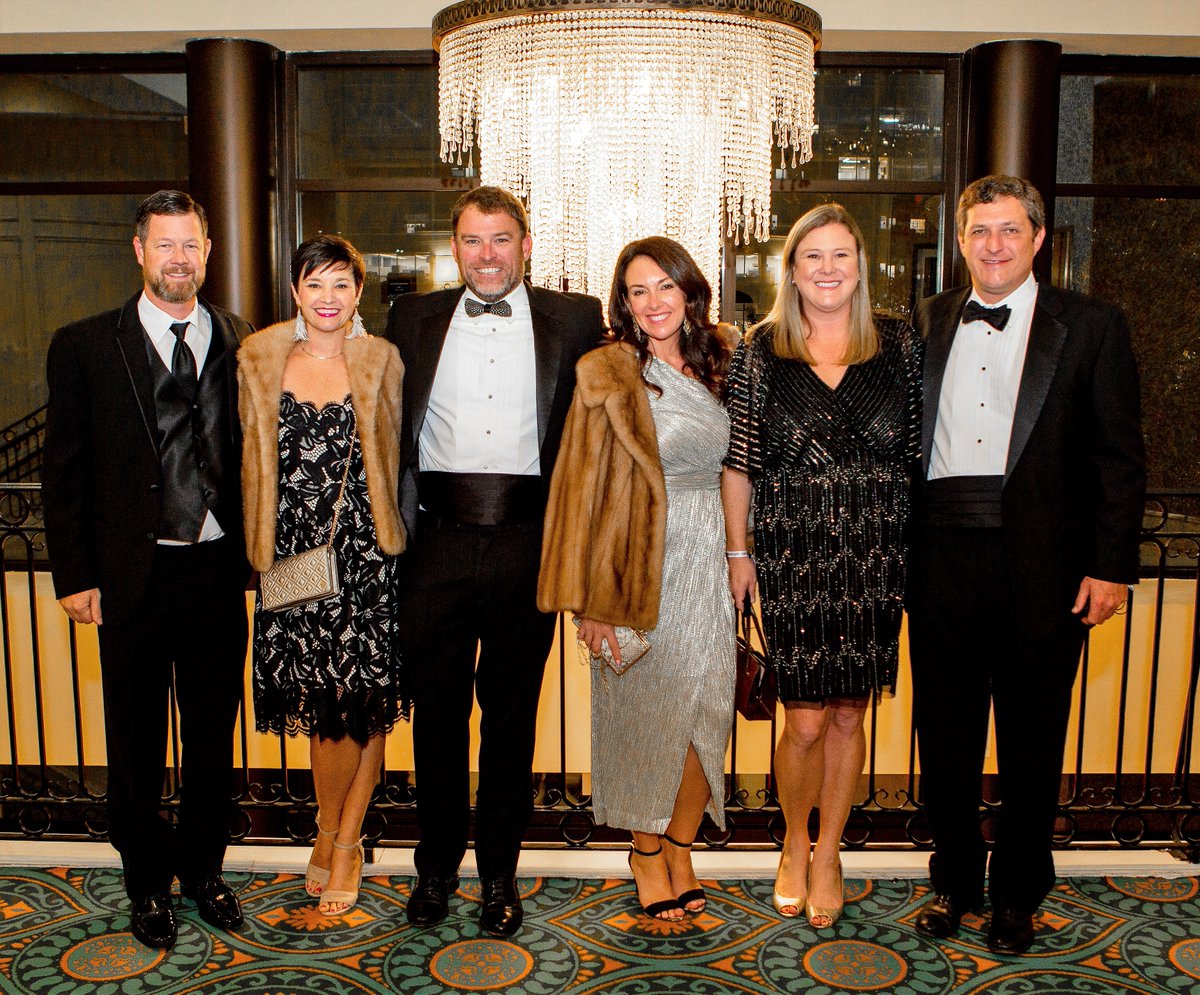 CofCalumni's tweet photo. Last chance for Awards Gala tickets! Join us and dance the night away to the Men of Distinction at the Alumni Awards Gala next Saturday, November 19. Tickets are selling out quickly and sales end this Sunday, Nov. 13. Get 🎟: https://t.co/4LO4SuH3cD #FallAlumniWeekend https://t.co/bfTU1S49GS