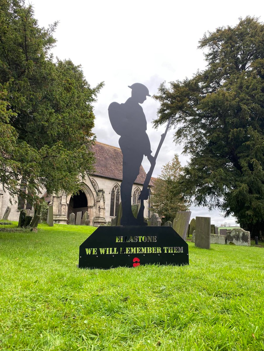 EllastoneUK's tweet photo. #RemembranceDay https://t.co/fzbLkkHh0F