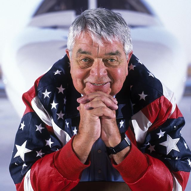 CalifWines_US's tweet photo. Did you know that an estimated 9% of all US farmers are veterans? This Veteran's Day, we honor the brave people who protect our freedom. 

Pictured: Koerner Rombauer, founder of @rombauervino. Koerner was proud to have served in the US National Guard. https://t.co/VFSlB8jc2z