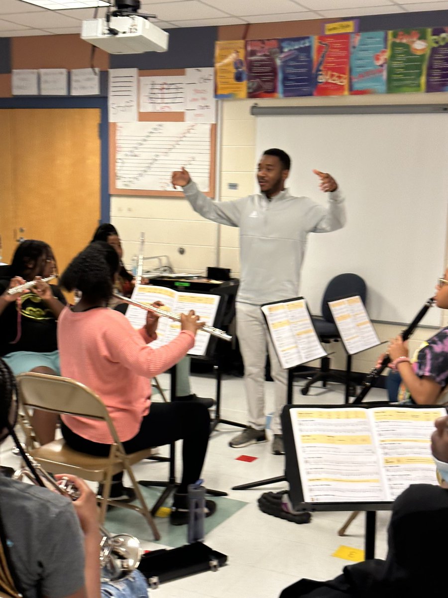 pleasantgrovees's tweet photo. Mr. Goodman and Mr. Smith are dedicated to our 6th-grade band. The students sound amazing and are preparing for their first performance. 
#PGSTRONG @JefcoedArts https://t.co/sN9P6dAPvV