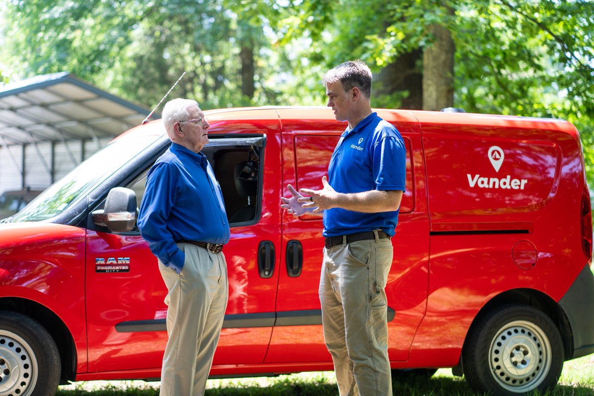 DCScore's tweet image. Veteran and Vander founder Justin Colbert on his experience with SCORE and mentors: youtu.be/UxRVwrHNom4