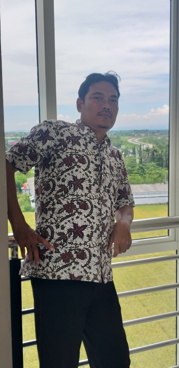 Kustomo19's tweet photo. Gedung DPRD Kab Pemalang lt.6 https://t.co/wElbPBUpTN